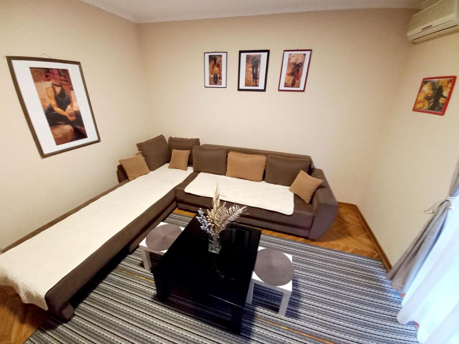 Apartment Alex 2 Белград Екстериор снимка
